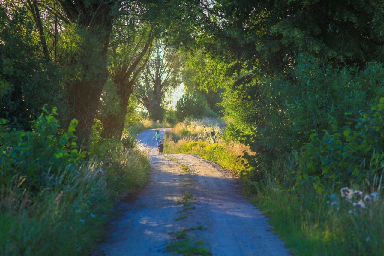 Folwark Malinowy Chrusniak Agroturismo *